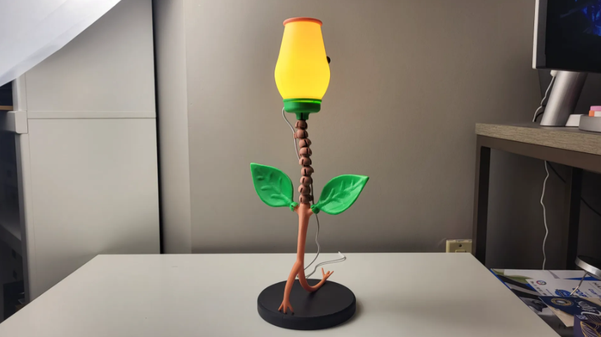 Plants vs Zombies Peashooter Lamp | Poseable 3D Printed Gamer Desk Light